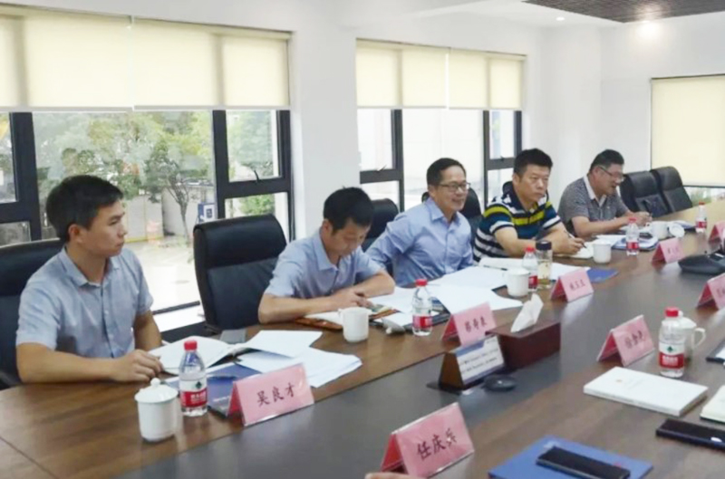 加強勞動(dòng)防護建設 夯實(shí)安全生產(chǎn)根基 | 省總工會(huì )蒞臨我司走訪(fǎng)調研(圖3) 加強勞動(dòng)防護建設 夯實(shí)安全生產(chǎn)根基 | 省總工會(huì )蒞臨我司走訪(fǎng)調研(圖3)