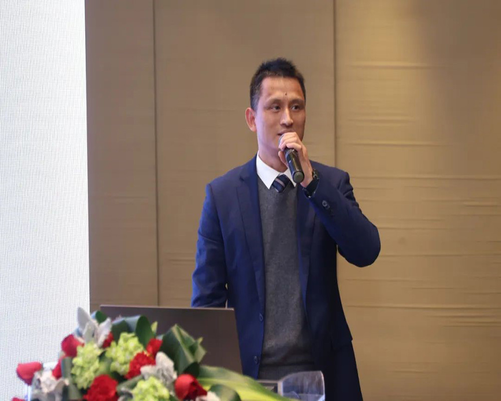 精華股份2022年度經(jīng)營(yíng)會(huì )議暨尾牙慶?；顒?dòng)圓滿(mǎn)召開(kāi)(圖3)